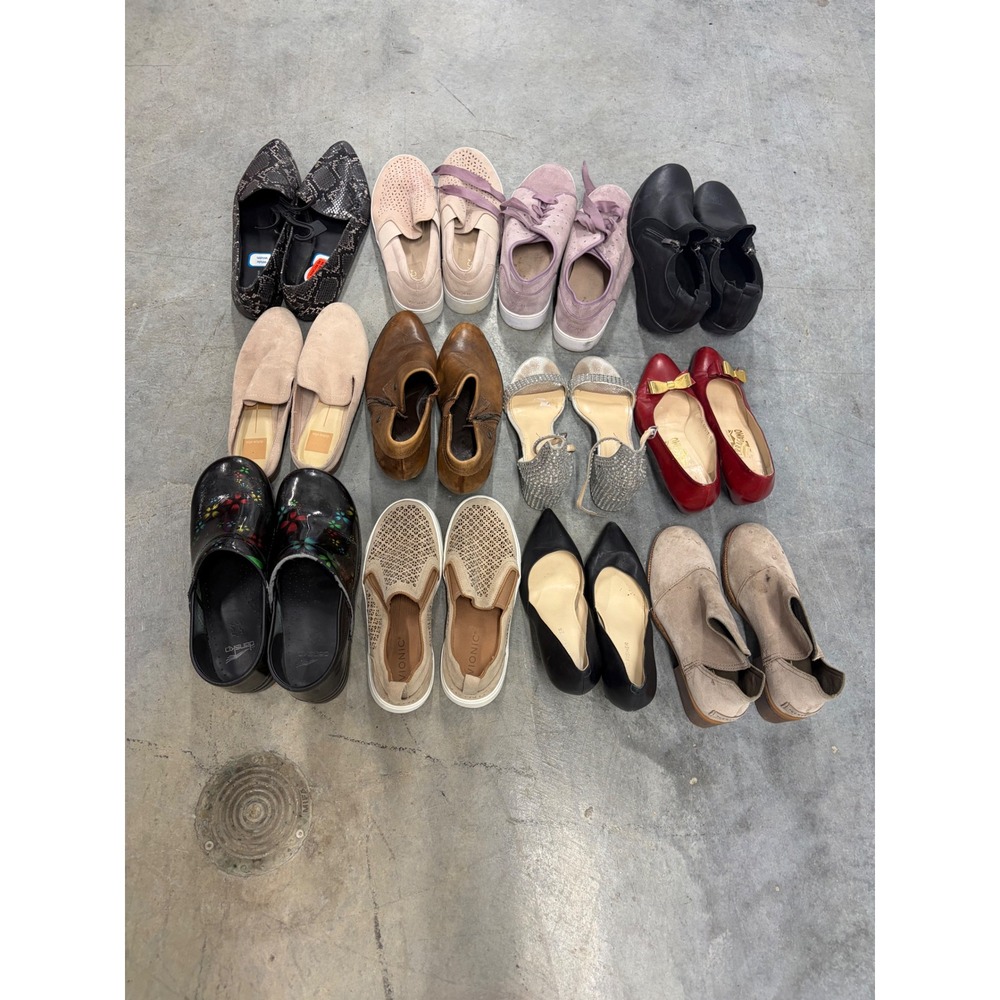 Salvatore Ferragamo, Betsey Johnson, Dansko Women's Shoes 12 Pairs NWT - Picture 4 of 7